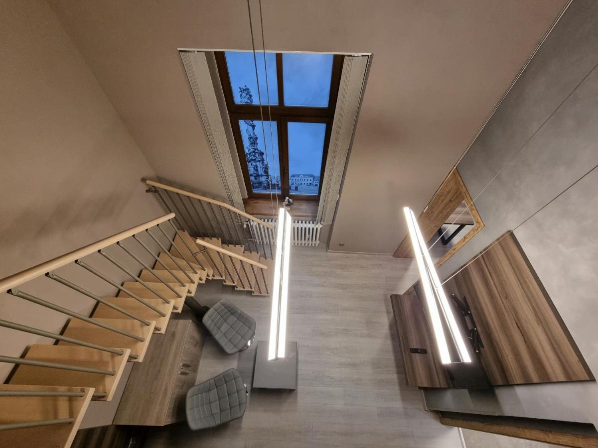 Apartmany Etenia Kadan Bagian luar foto